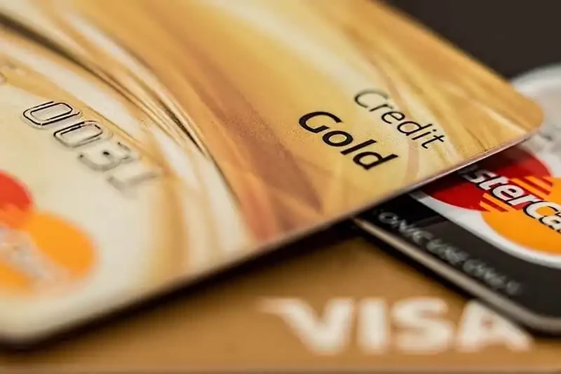 How Latin American Entrepreneurs Can Open a U.S. Bank Account