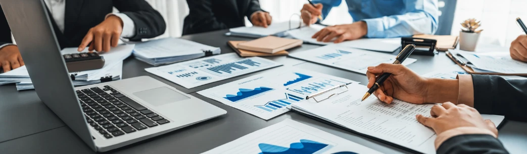 Why It’s Important to Keep Accounting as an Artist