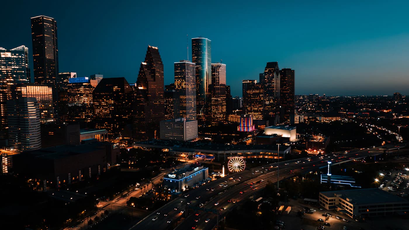 A US city skyline at dusk, the kind of place a new visa-backed business often opens its first office.