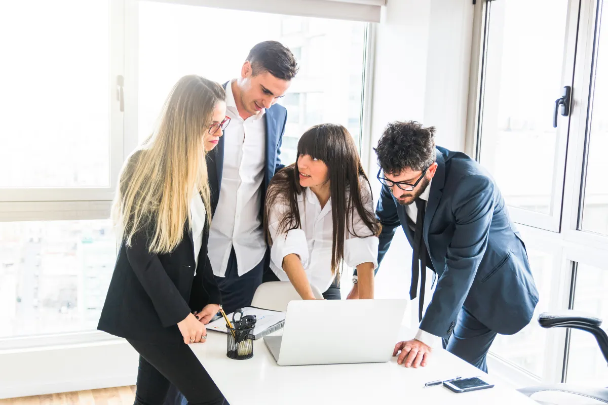 ventajas de crear empresa en estados unidos vs dubai
